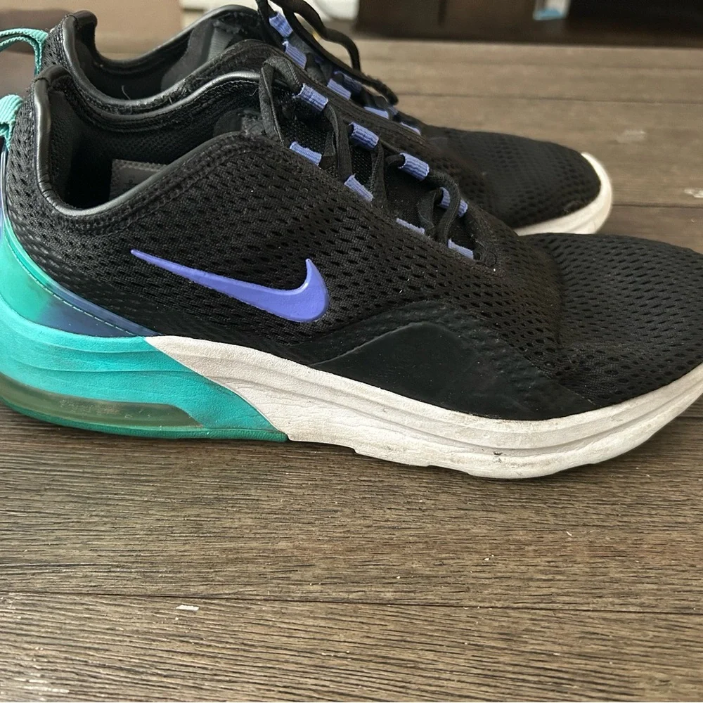 Nike Air Max - Picture 3 of 3